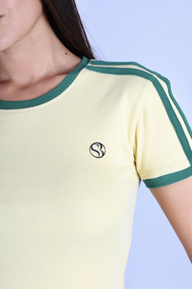 Bisiklet Yaka Omuz Biyeli Crop Sarı T-shirt