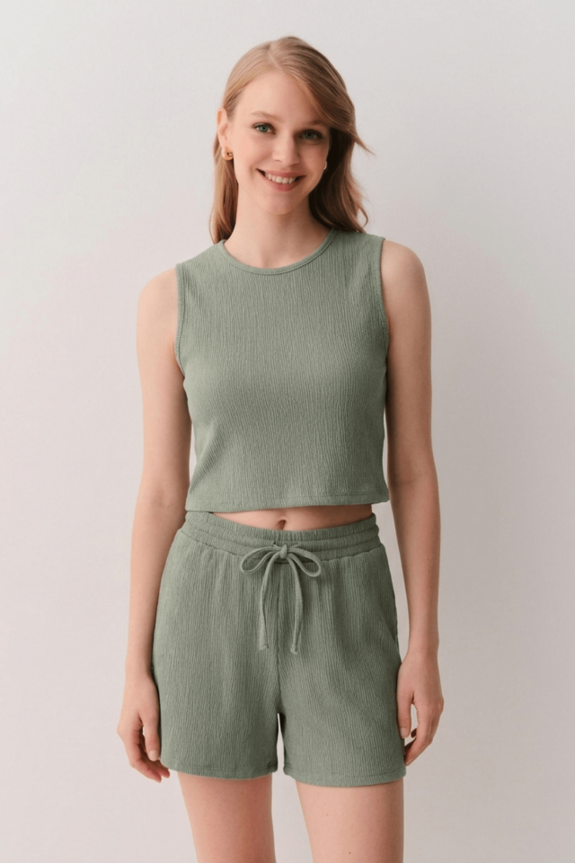 Kadın Bürümcük Basic Askılı Crop Kısa Şort Alt Üst Şortlu Takım